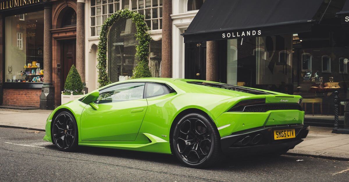 photo-of-parked-lime-green-Lamborghini-rocket-chip-plug-in-performance-chip